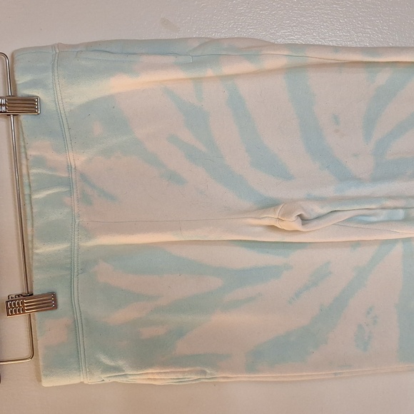 2 pairs of girls sweatpants - Picture 4 of 10